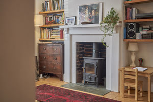Living Room- click for photo gallery